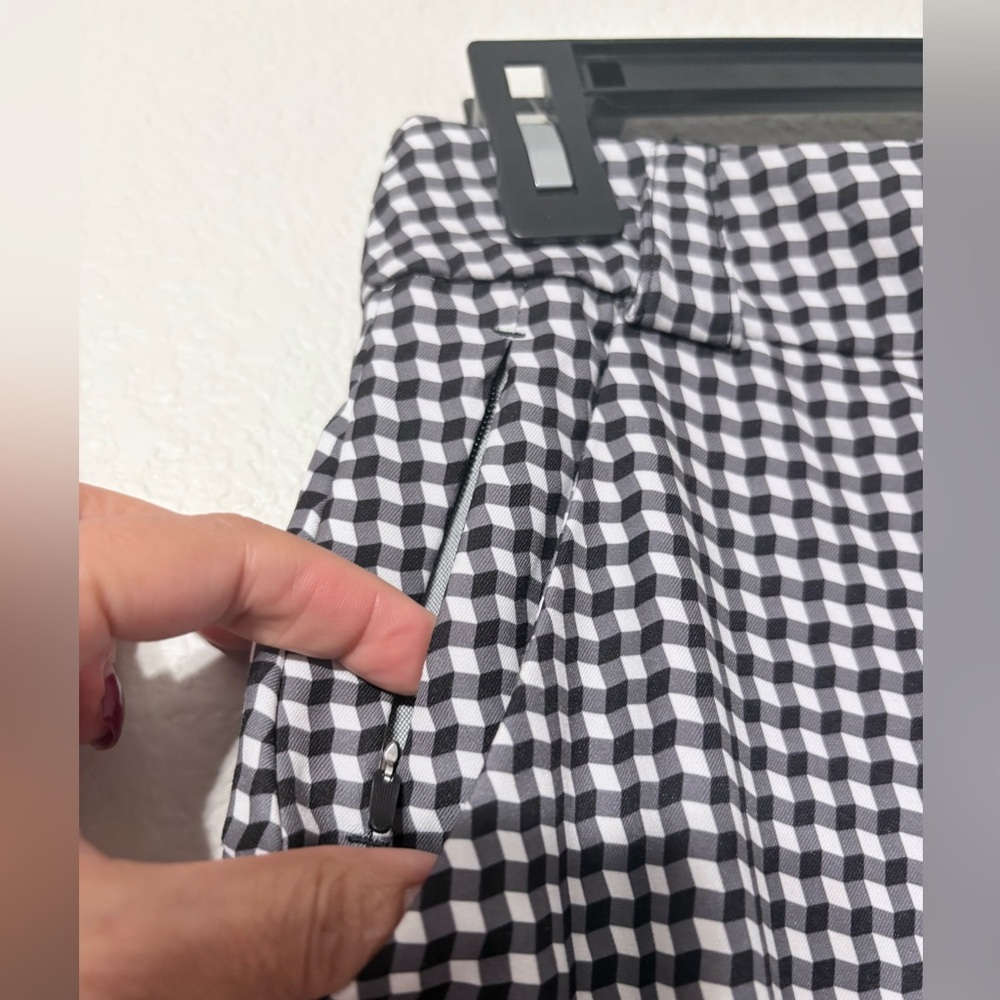 Peter Millar Women's Surge Gingham Print Performance Ankle
Golf Pants Black. NWT - Picture 7 of 16